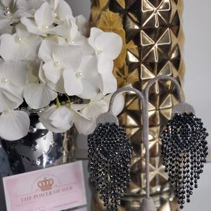 The way she sparkles OMG